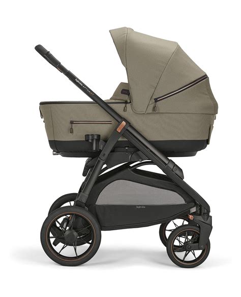 Inglesina Aptica XT System Quattro off-road scenario