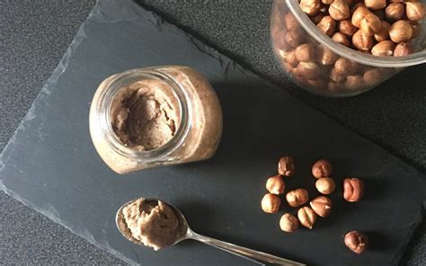 Burro di nocciole fatto in casa