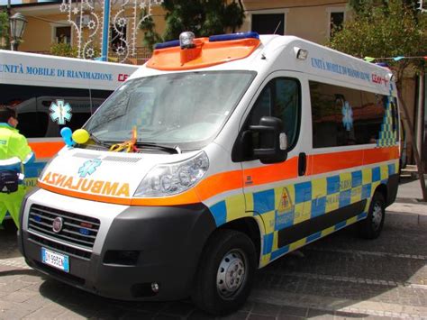 Ambulanza della Misericordia in azione