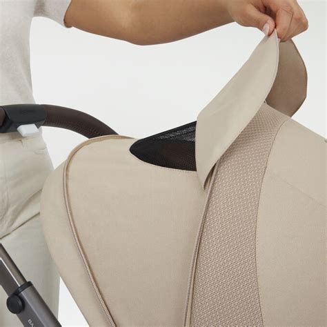 Passeggino Cybex Balios S con capottina estesa