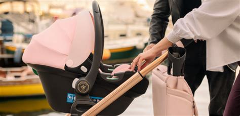 Guida alla scelta del seggiolino auto e passeggino