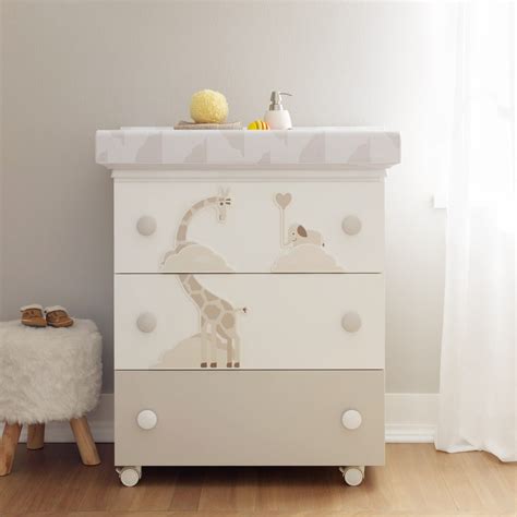 Pali Savana changing table with baby