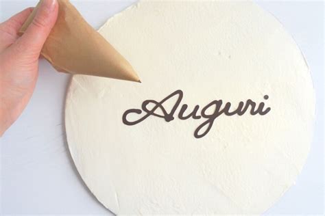 Cornetto per scrivere su torta