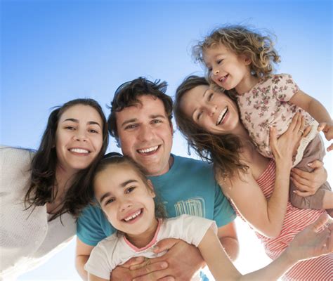 rappresentazione concettuale di una famiglia numerosa