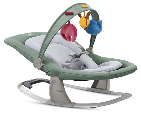 Sdraietta Inglesina Lounge colorazione Mint in un ambiente domestico luminoso