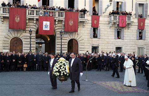 Papa in Piazza di Spagna