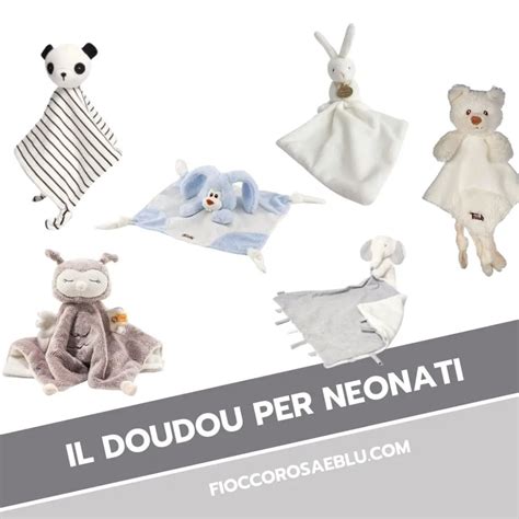 neonato che abbraccia un doudou