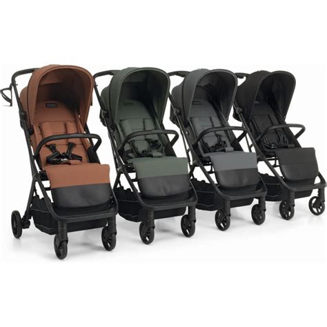 Sequenza di apertura e chiusura del passeggino Foppapedretti