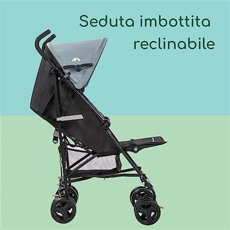 passeggino leggero a ombrello chiuso e aperto