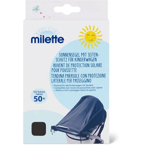 Bambino protetto da capottina parasole full-cover