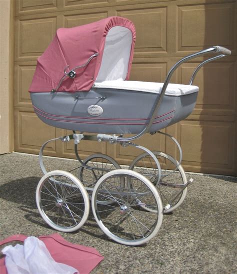 Inglesina Classica Balestrino frame with bassinet and seat