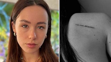 Aurora Ramazzotti con il tatuaggio