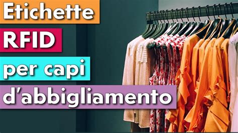 Etichette ecologiche su abbigliamento per bambini
