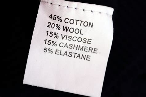 Tessuto con etichetta 