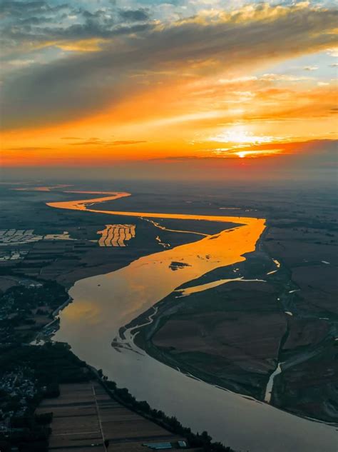 Vista panoramica del corso superiore del Fiume Giallo