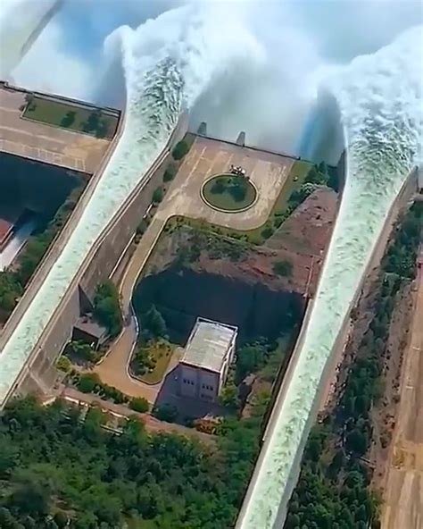 Diga di Xiaolangdi sul Fiume Giallo