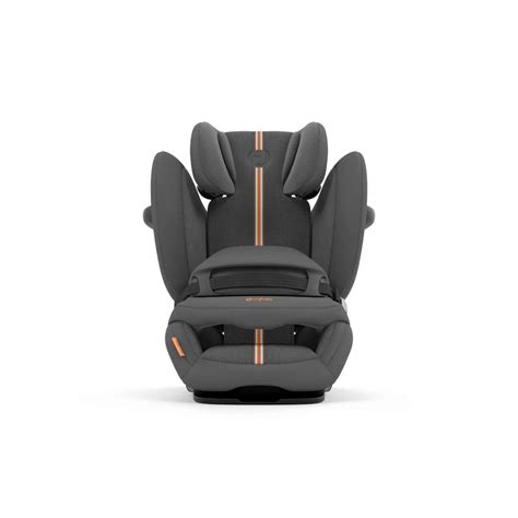 Immagine comparativa dei seggiolini auto Joie i-Bold, Cybex Pallas G i-Size, Britax Römer Advansafix Pro