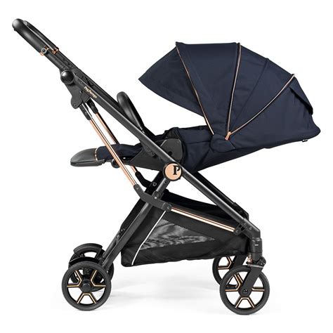Passeggino Peg Perego Vivace con seduta reversibile e cappottina estensibile