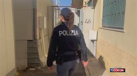 Donna senzatetto a Palermo partorisce in strada e viene soccorsa