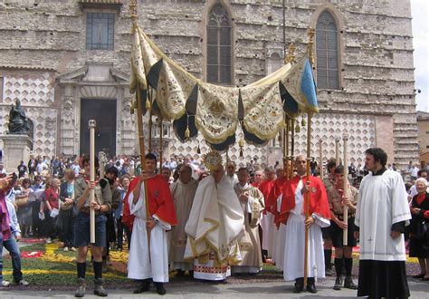 Processione religiosa in una festa tradizionale siciliana