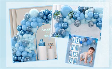Tavolo allestito per baby shower con palloncini e decorazioni azzurre