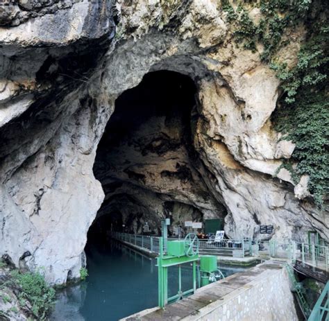 Ingresso Grotte di Pertosa