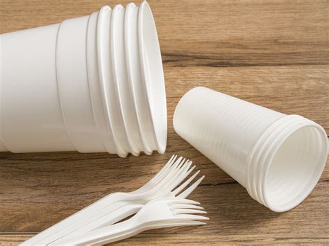 Alternative ai contenitori di plastica monouso