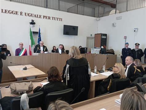 Ritratto di Giampaolo Zancan in aula di tribunale durante gli anni di piombo
