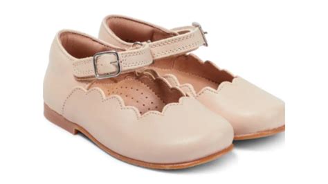 Scarpe bimba rosa antico con delicati fiorellini