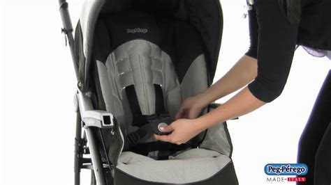 Dettaglio della seduta imbottita e reclinabile del Peg Perego Pliko P3 Compact