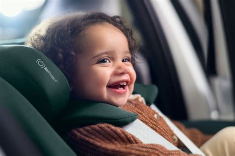 Logo Bebe Confort e Maxi-Cosi a confronto