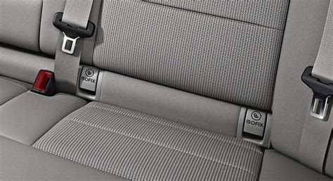 Attacchi Isofix seggiolino auto