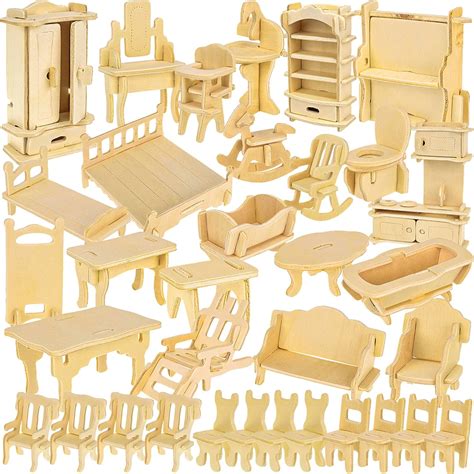 Mobili per bambole in legno: cucina e cameretta