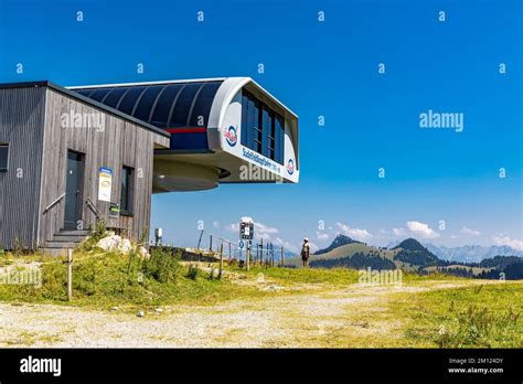 Stazione di fecondazione isolata in montagna
