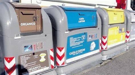 raccolta differenziata e cassonetti