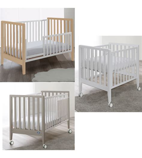 cameretta con lettino evolutivo