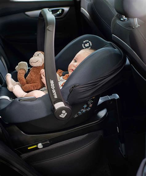 Maxi-Cosi CabrioFix i-Size installed in a car