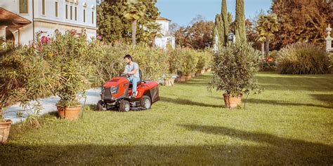 Schema comparativo tra trattori da prato e trattorini falciatutto AS-Motor