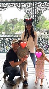 Meghan Harry Lilibet a Disneyland