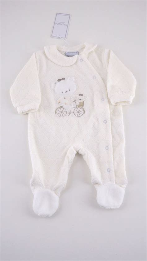 Tutina nascita neonato