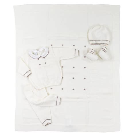 Corredino neonato elegante per occasioni speciali