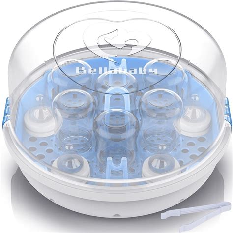 Bottiglie e sterilizzatore per neonati