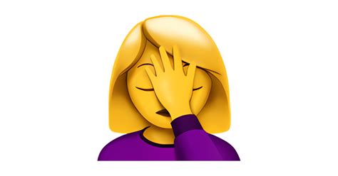 Donna che tocca la fronte con la mano per sentire la temperatura dopo FIVET