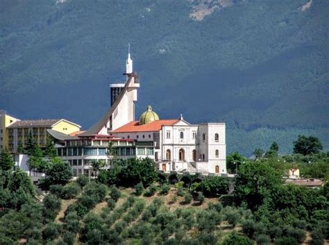 Santuario di San Gerardo Maiella Materdomini