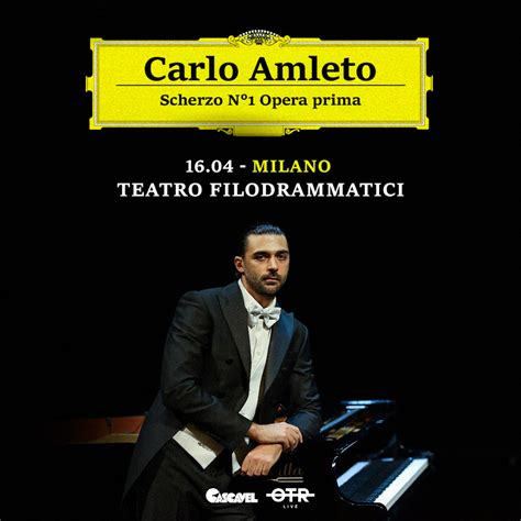 Carlo Amleto in scena durante lo spettacolo Scherzo n°1