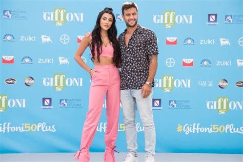 Giulia Salemi e Pierpaolo Pretelli sui social