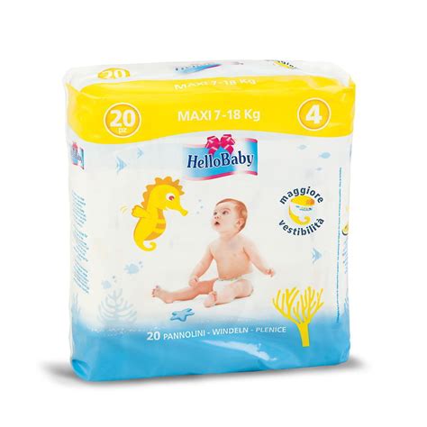 Scaffale supermercato Eurospin con pannolini Hello Baby