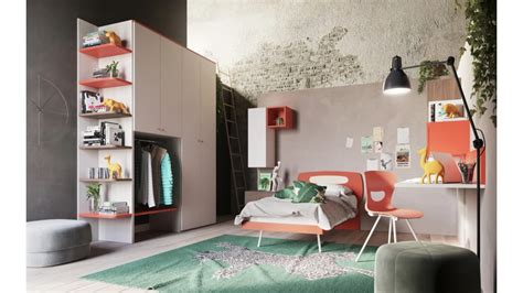 Zona studio e relax in cameretta