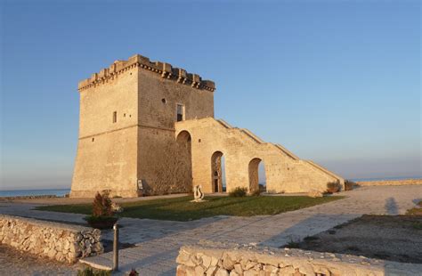 Torre di avvistamento Porto Cesareo