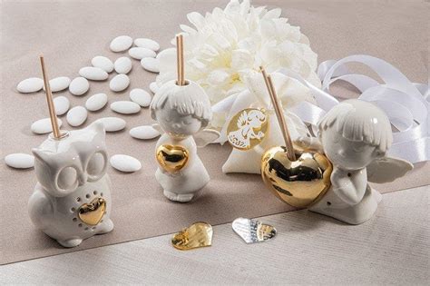 Offerte speciali su bomboniere e accessori stock